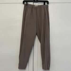 Aritzia Babaton Taupe Conan Pants